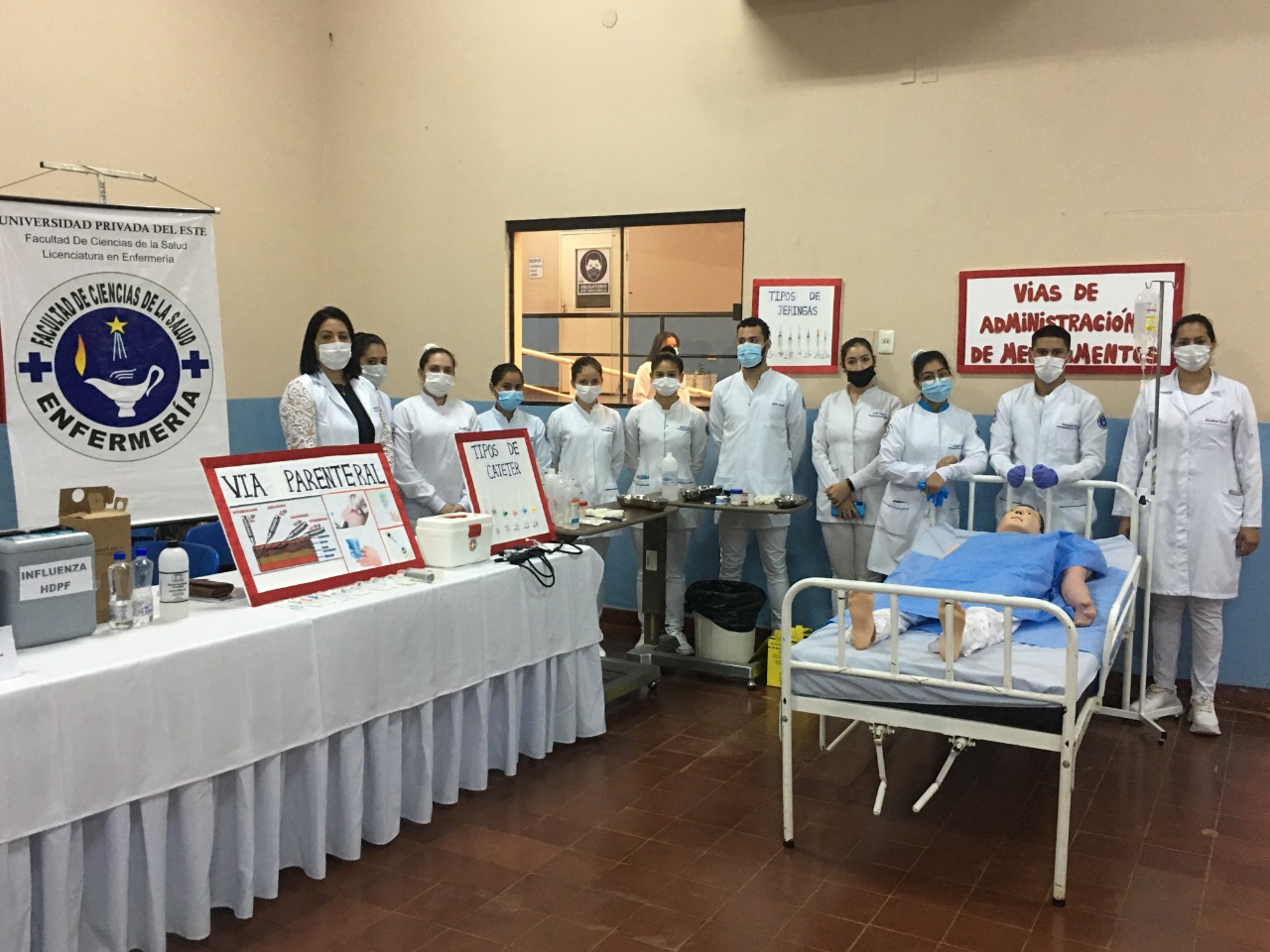 Total éxito en la expo salud de Odontología UPE